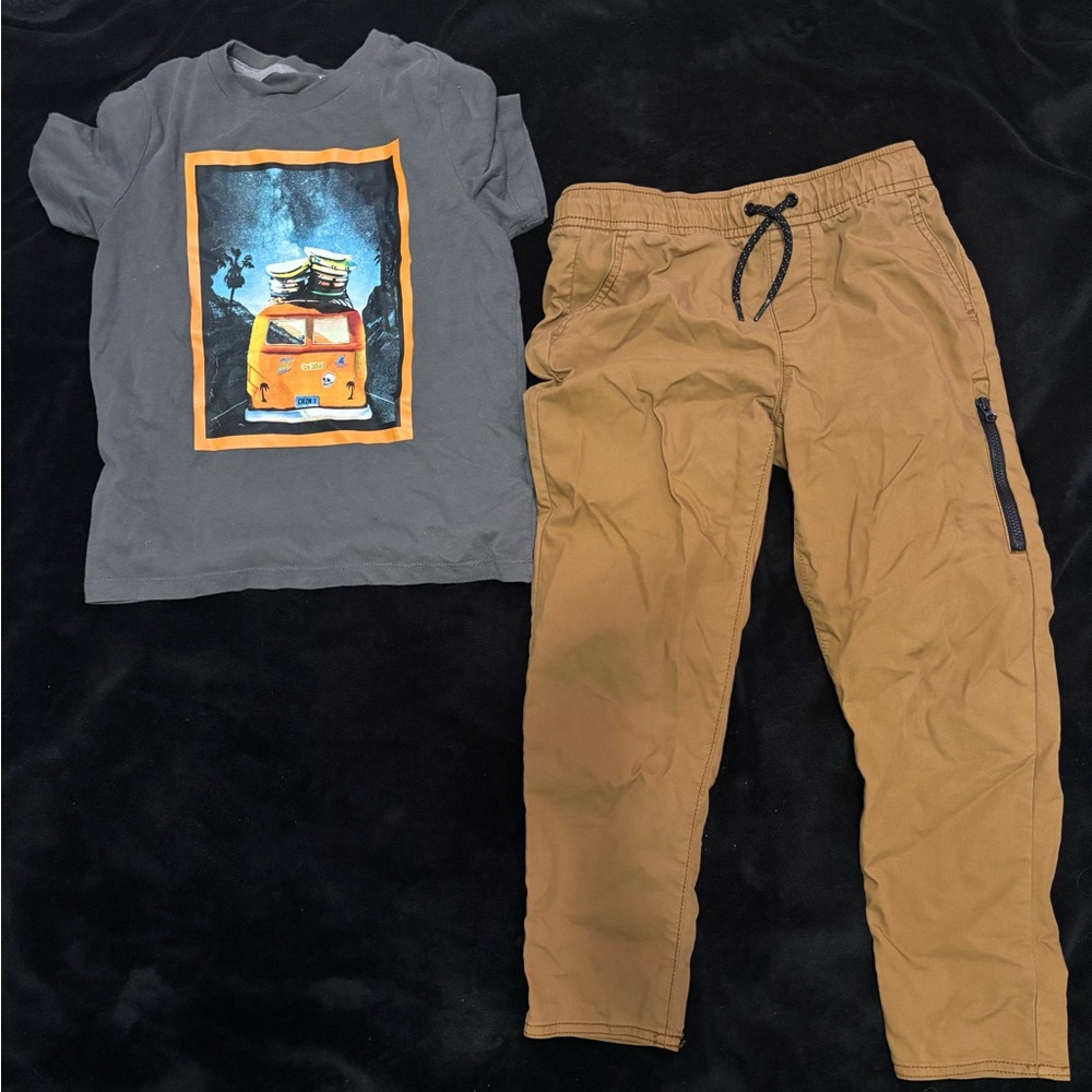 Old Navy Charcoal Gray graphic Tee and Tech pants size 6/7